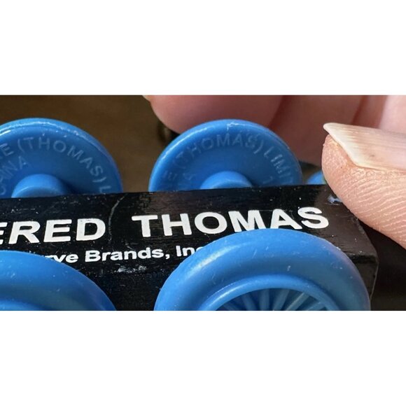 Snow Covered Thomas Wooden Railway Vtg 2003 Train Engine Learning Curve Limit-1 - Picture 14 of 15